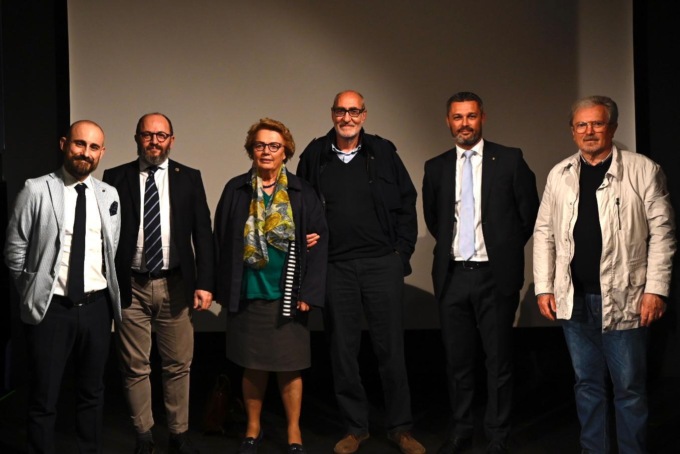 “Guardare” chiude il Festival della Cultura