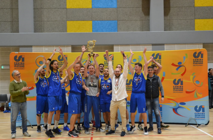 L’Evo Basket Pontirolo trionfa ai  provinciali: un successo del progetto nato due anni fa