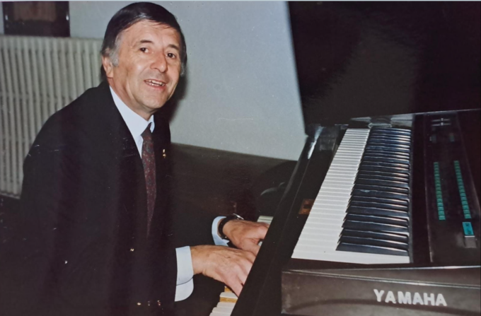Una vita per la musica, addio al maestro Franco Manzotti