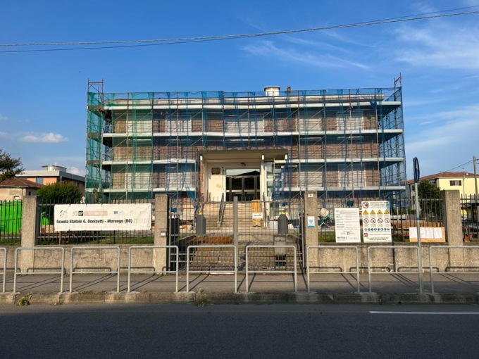 Al via i lavori sull’edificio scolastico: dovranno concludersi prima del nuovo anno scolastico