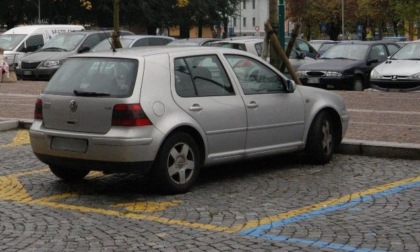 Parcheggi blu sempre gratis per i disabili? Treviglio dice no