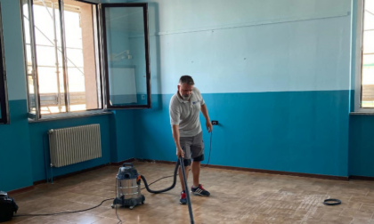 Cantiere chiuso alla scuola primaria, tutto pronto anche grazie ai volontari