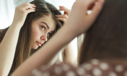 Capelli fragili e che tendono a spezzarsi, ecco alcuni possibili rimedi