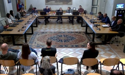 La polemica sulla festa Campino à la plage sbarca in Aula