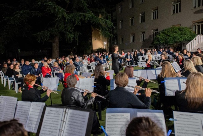 L’Orchestra Sinfonica al femminile incanta il pubblico al Collegio degli Angeli