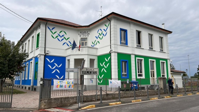 La scuola rinnovata riapre agli studenti: inizia una nuova era di scolarizzazione in paese