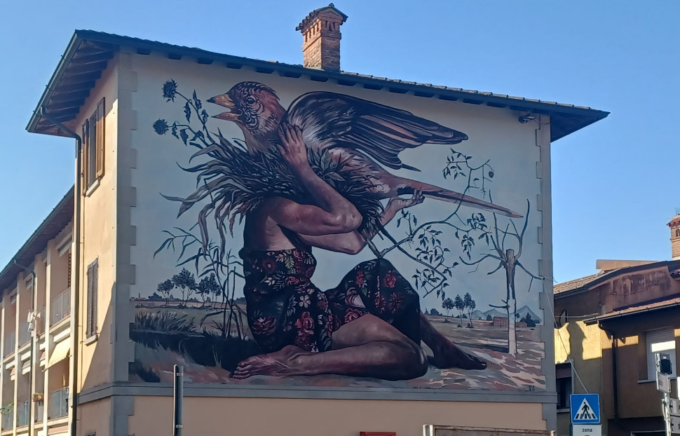 “Essere nido”, il murales di Nic Alessandrini vince “Impiastreet 2023”