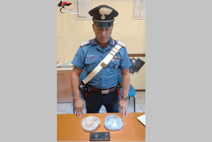 Campagna passata al setaccio, i carabinieri recuperano eroina e cocaina