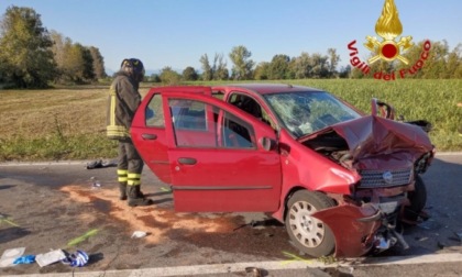 Due gravi incidenti nel Cremasco: un motociclista 34enne e una coppia di anziani in gravi condizioni