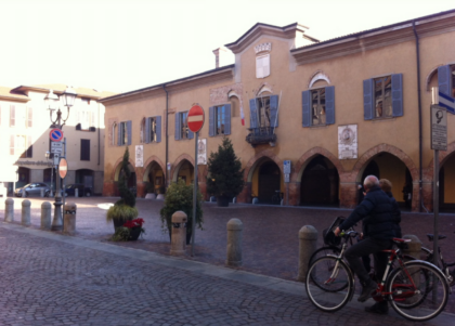 La Giunta si schiera contro Juri Cattelani e fa quadrato intorno al sindaco