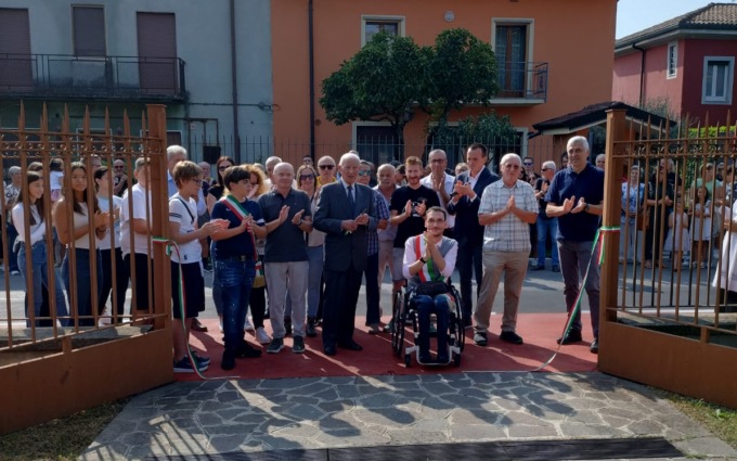 Taglio del nastro a Villa Nicoli, la casa delle Associazioni