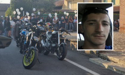 Rombo di motori per l’addio al centauro Rudy Ferrari