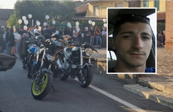 Rombo di motori per l’addio al centauro Rudy Ferrari