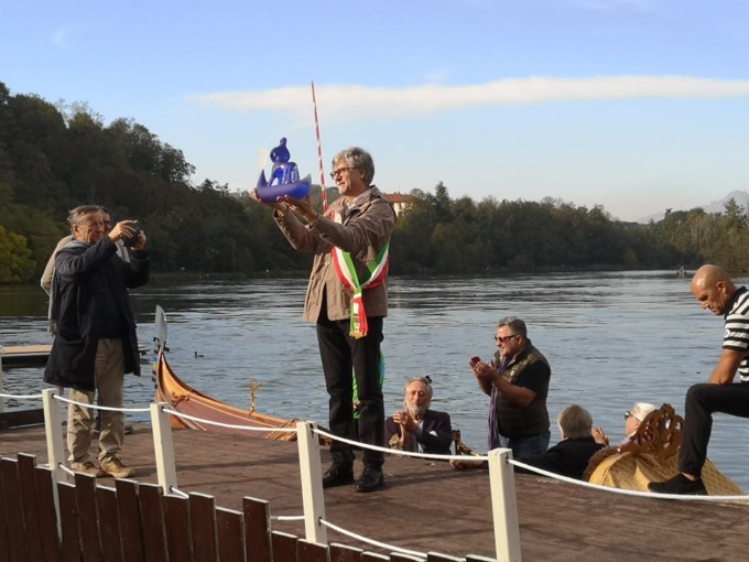 Un compleanno in gondola per i 25 anni della Fondazione Emilia Bosis