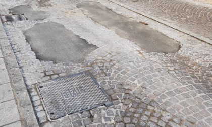 "Le vie del centro sono un colabrodo" la Lega chiede sicurezza all'Amministrazione