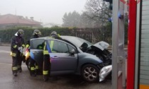 Con l'auto contro un muro, ferito un 49enne a Bariano