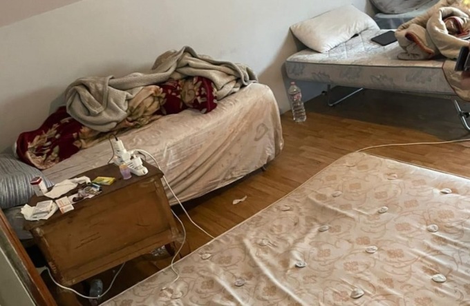 In nove stipati in pochi metri, smantellato affittacamere abusivo in centro paese