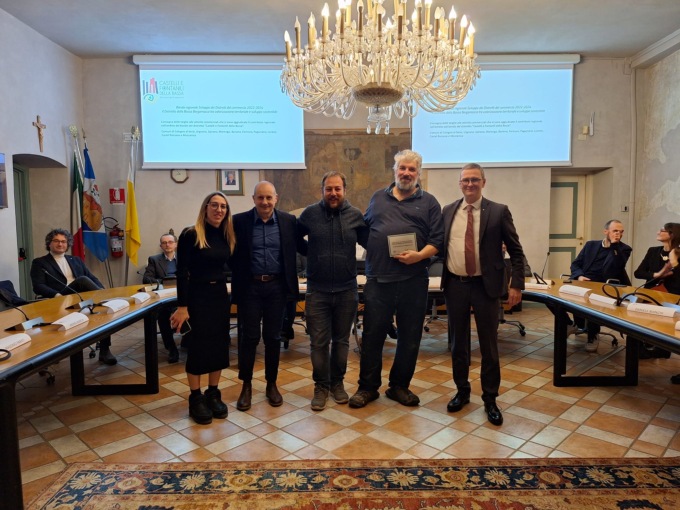 Targa ai commercianti