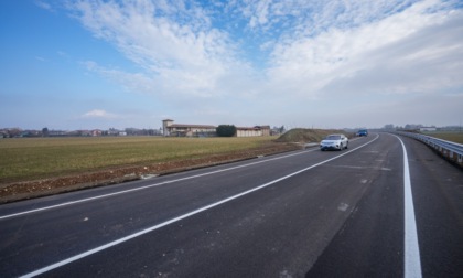 La tangenziale dimezza il traffico, ma i pendolari non rinunciano alle loro abitudini