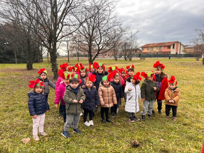 Alla scuola dell’infanzia “Marta” un’esplosione di colori per Carnevale