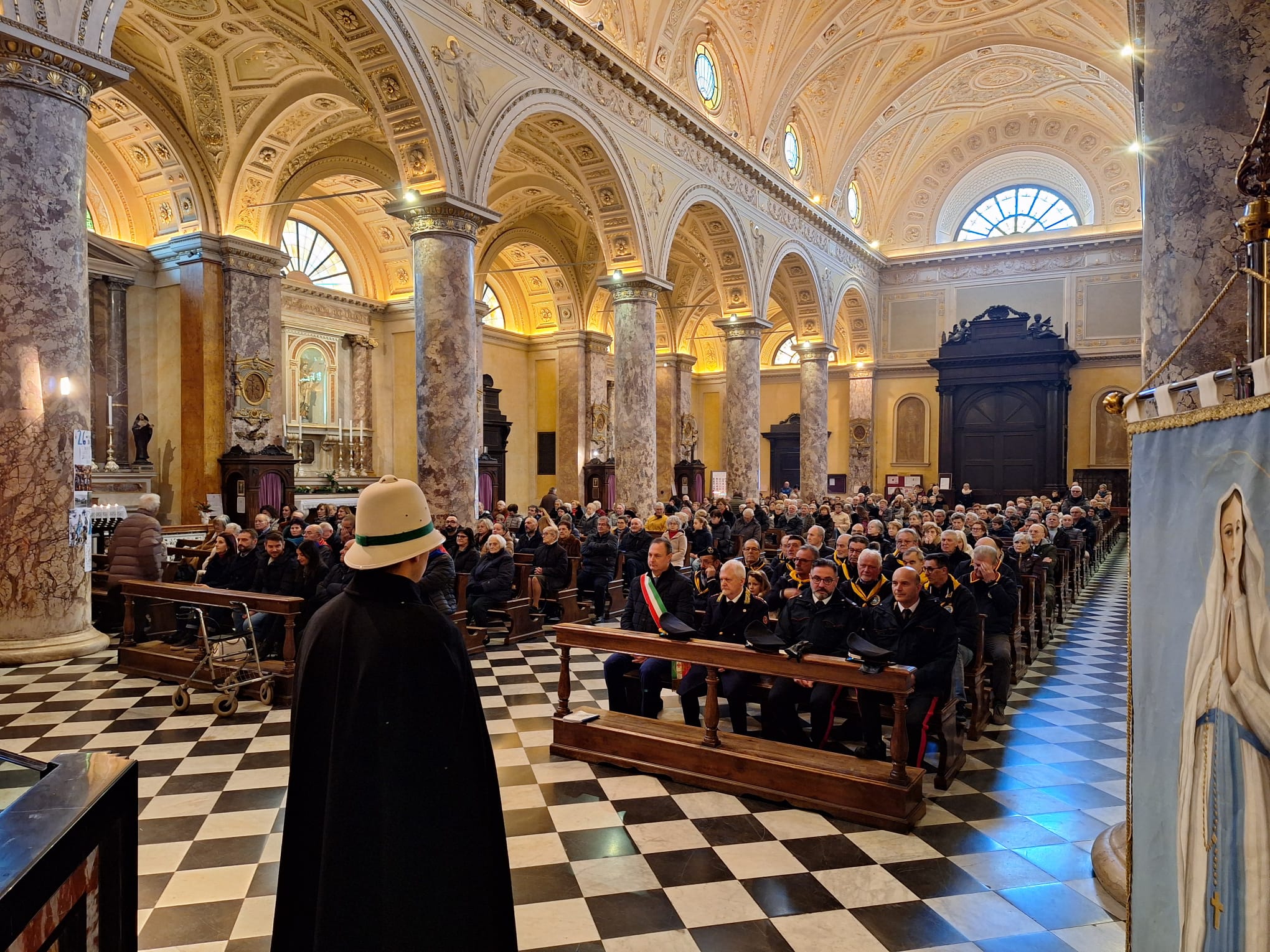 Martinengo Inaugurato il nuovo mezzo per il trasporto sociale durante la festa patronale