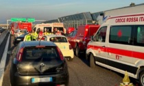 Schianto sulla A4 a Capriate, tre feriti