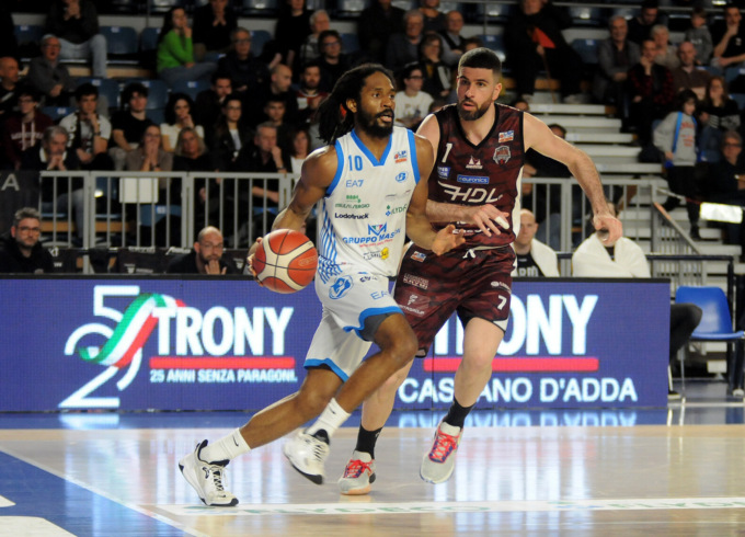 Polveri bagnate per Treviglio che esce sconfitta dal parquet di Udine