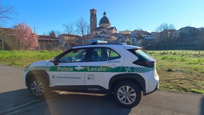 Alla guida senza patente, assicurazione né revisione: 7mila euro di multa per un 45enne
