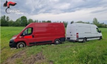 Ritrovati in campagna due furgoni rubati