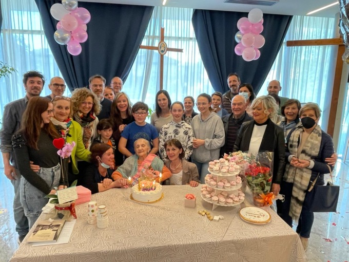 Auguri Rosina, sono cento!