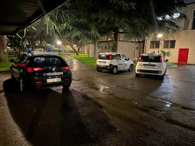 Incursione dei ladri a scuola, scassinata la macchinetta del caffè