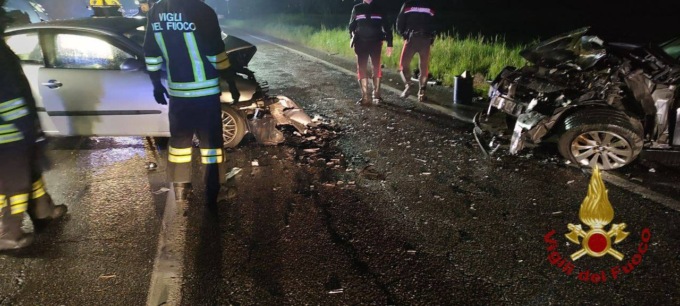 Terribile schianto tra due auto in Val Seriana, muore una bambina di otto anni