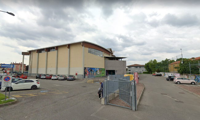 Quattro furti in poche settimane al PalaSport: denunciato 24enne