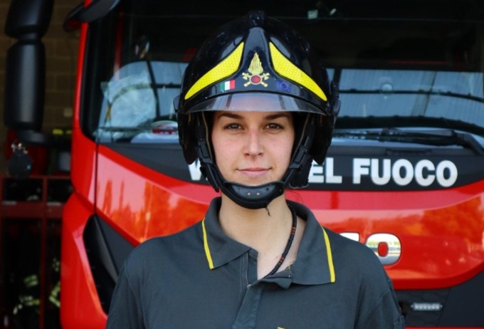 Dopo vent’anni la caserma dei Vigili del fuoco di Treviglio si tinge di rosa
