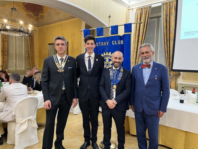 Il Rotary  ritorna al passato: Mirko Rossi è il nuovo presidente