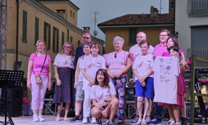 Boom di presenze per la camminata rosa "Noi X le Donne"