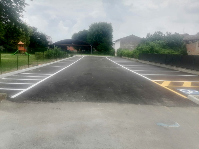 Aperto il parcheggio a nord del parco comunale