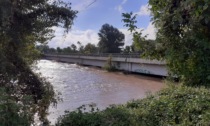 Serio in piena, chiuso il ponte sulla Statale 11 e varchi bloccati