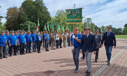 Gli alpini inaugurano la nuova sede e festeggiano 90 anni di storia