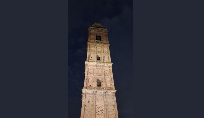 “Il campanile è un  simbolo d’identità… e il nostro è spento”