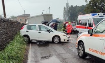 Schianto in via Torre, coinvolti diversi veicoli: arriva l'elisoccorso