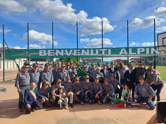 Le Penne Nere invadono il paese per il 60esimo del Gruppo cividatese