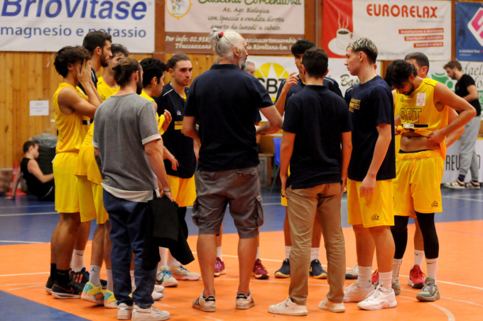 Forlab Treviglio ko con Desenzano, questa sera in campo a Sarezzo