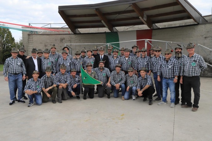 Da mezzo secolo sempre presenti: alpini in festa