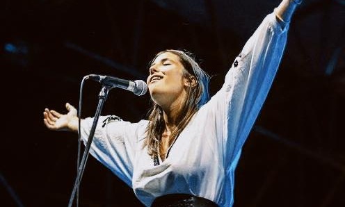 Ad “Amici” anche la figlia di Gori, Angelica in arte “chiamamifaro”