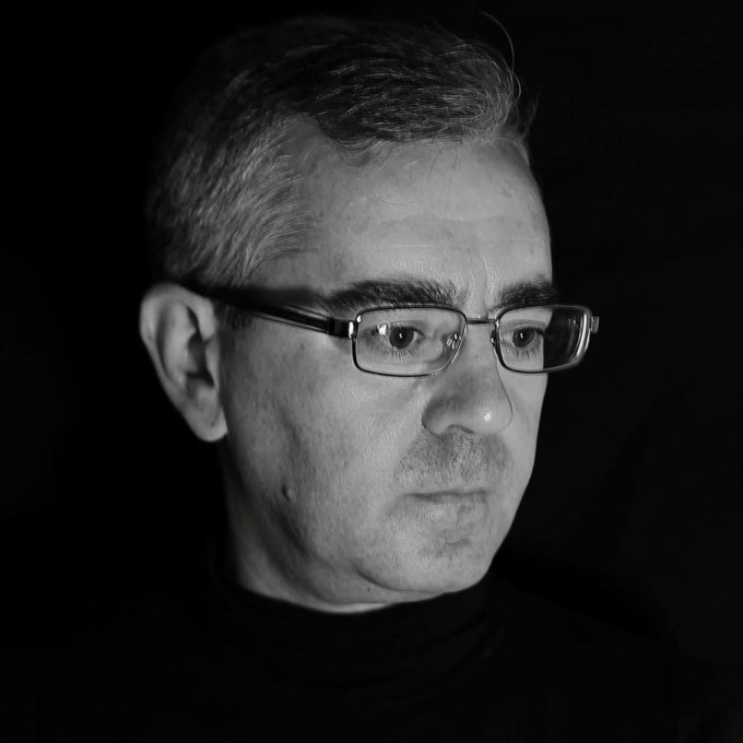 Il poeta Gianluca Farina lancia “Punti invisibili”, la sua prima raccolta di racconti brevi