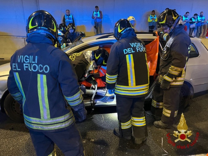 Maxi incidente (ma per finta) nella galleria di Brebemi