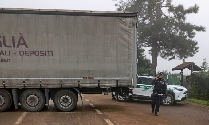 Camion fuori strada