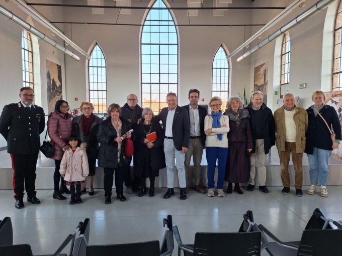 Presentate al Filandone due opere di Natale Morzenti donate al Comune