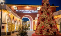 Nuove boutique e aperture attese: al Franciacorta Village si respira la magia di Natale